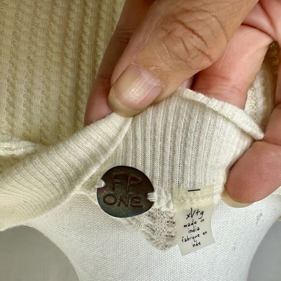 Free People FP One Interlaken Side Tie White L/S Waffle Thermal Knit Top Sz XL - Picture 8 of 12